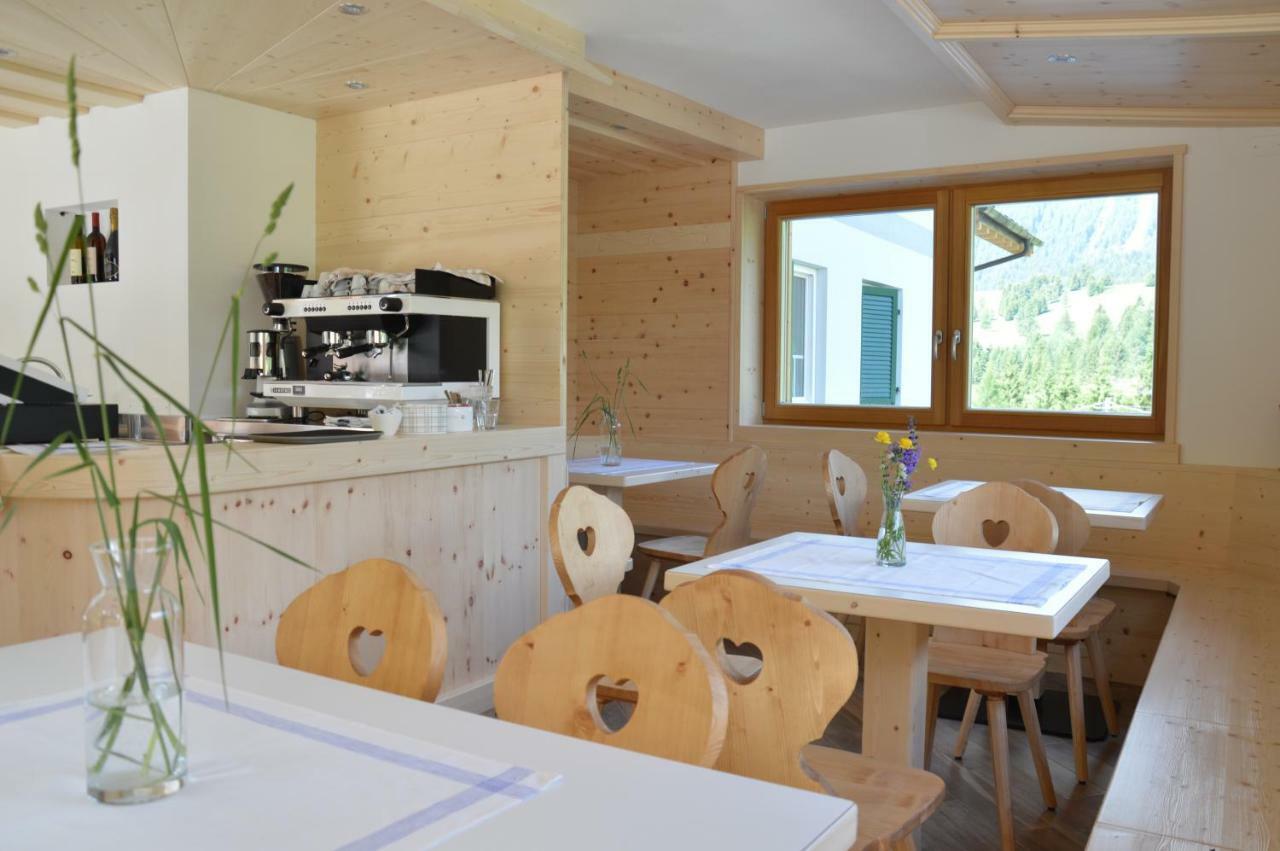 Hotel La Lum De Roisc à Soraga Extérieur photo