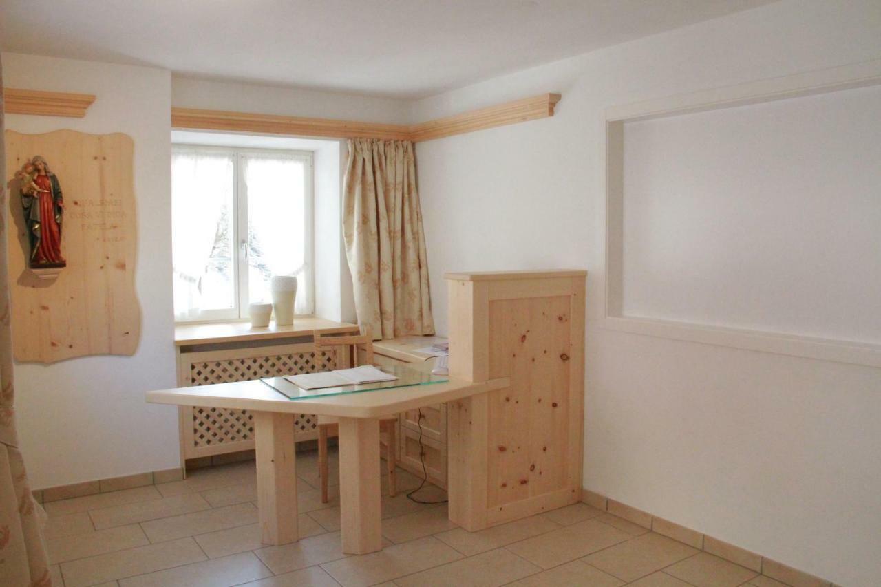 Hotel La Lum De Roisc à Soraga Extérieur photo